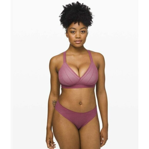 Lululemon Awake to Lace Bra Plumful / Smoky Blush Size 34DD EUC - Picture 1 of 4